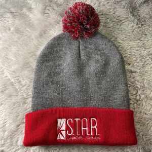 Flash Star Laboratories Beanie with Pom Stocking Cap Knit Gray Red DC Comics
